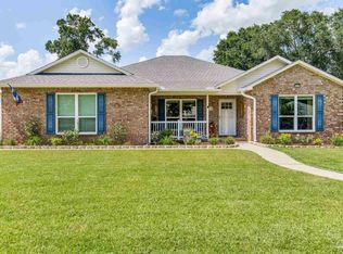 6150 Red Tail Dr, Milton, FL 32570