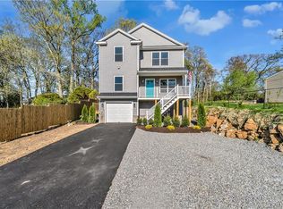 1586 Chopsey Hill Rd, Bridgeport, CT 06606