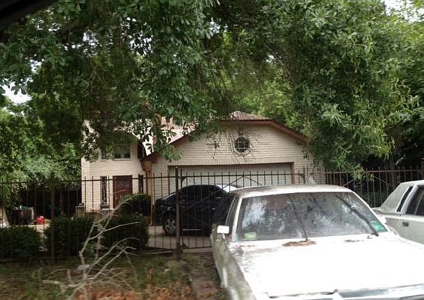 1st image of 2622 Deborah St