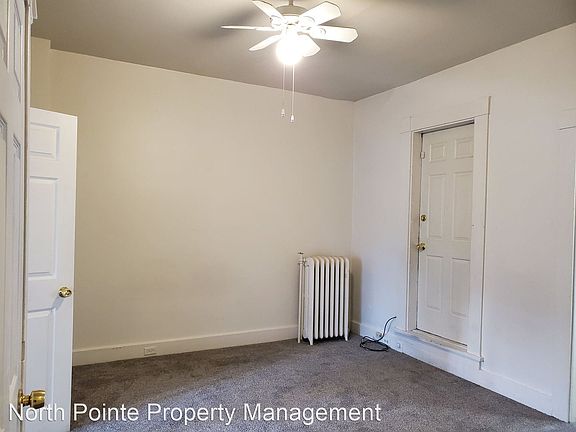 4th image of 219 N Mulberry St APT 3