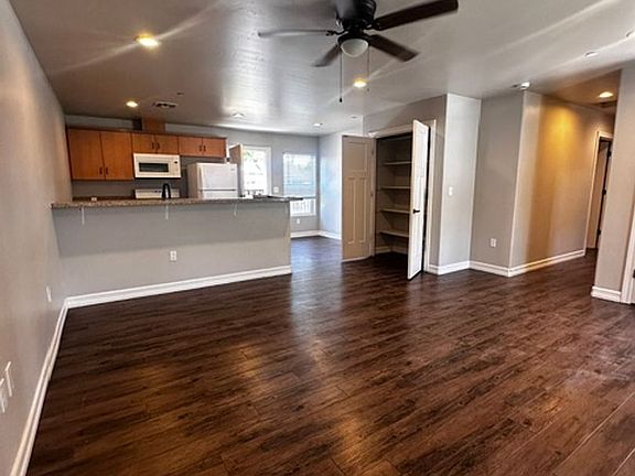 5th image of 1026 N White St #1030