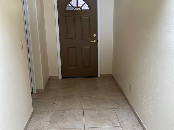 3rd image of 263 E Crooked Stick Dr
