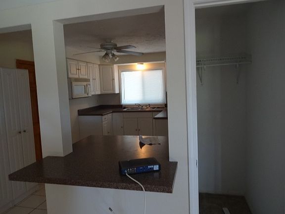 5th image of 201 Hawkesbury Dr