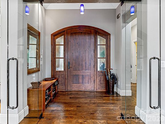 4th image of 22 Foxbridge Way