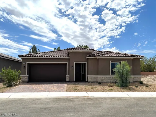 5686 Victoria Falls Dr, Pahrump, NV 89061