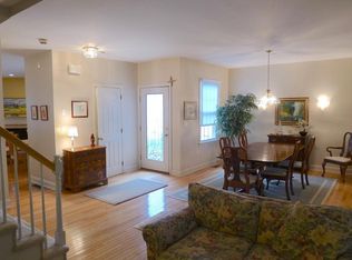 1115 Beacon St UNIT 9, Newton, MA 02461