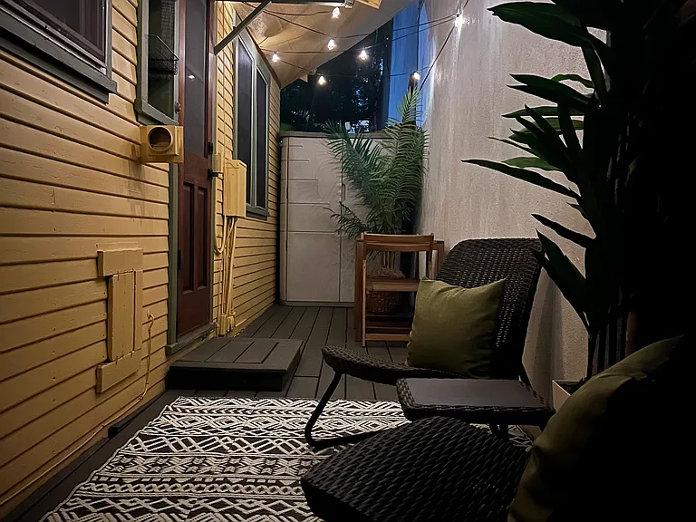 Private back deck w/ storage shed