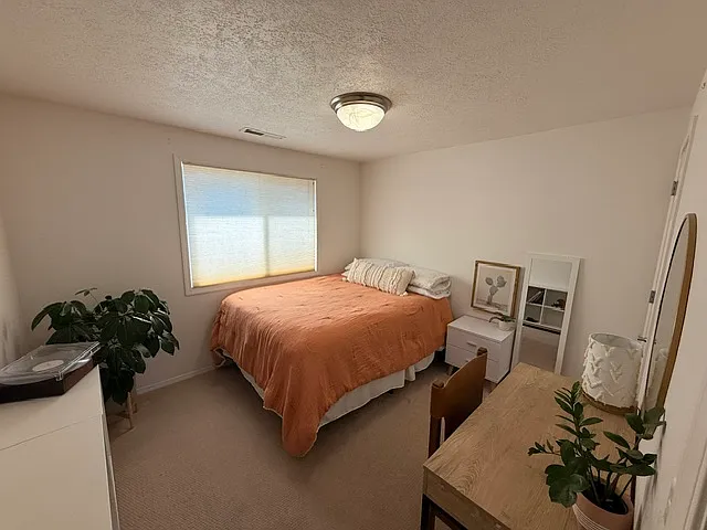 301 SW Howard Dr — Photo 10