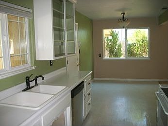 4th image of 6517 Hickory Ave