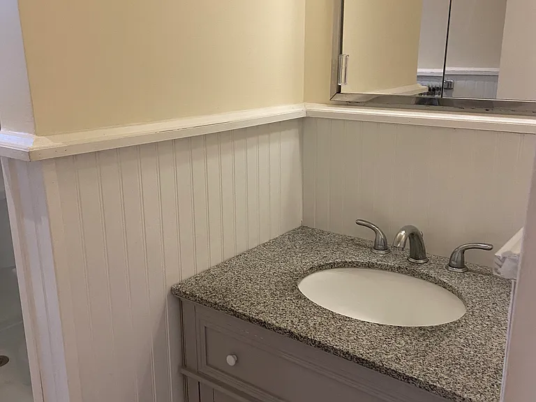 38 Sandra Cir #C1 — Photo 16