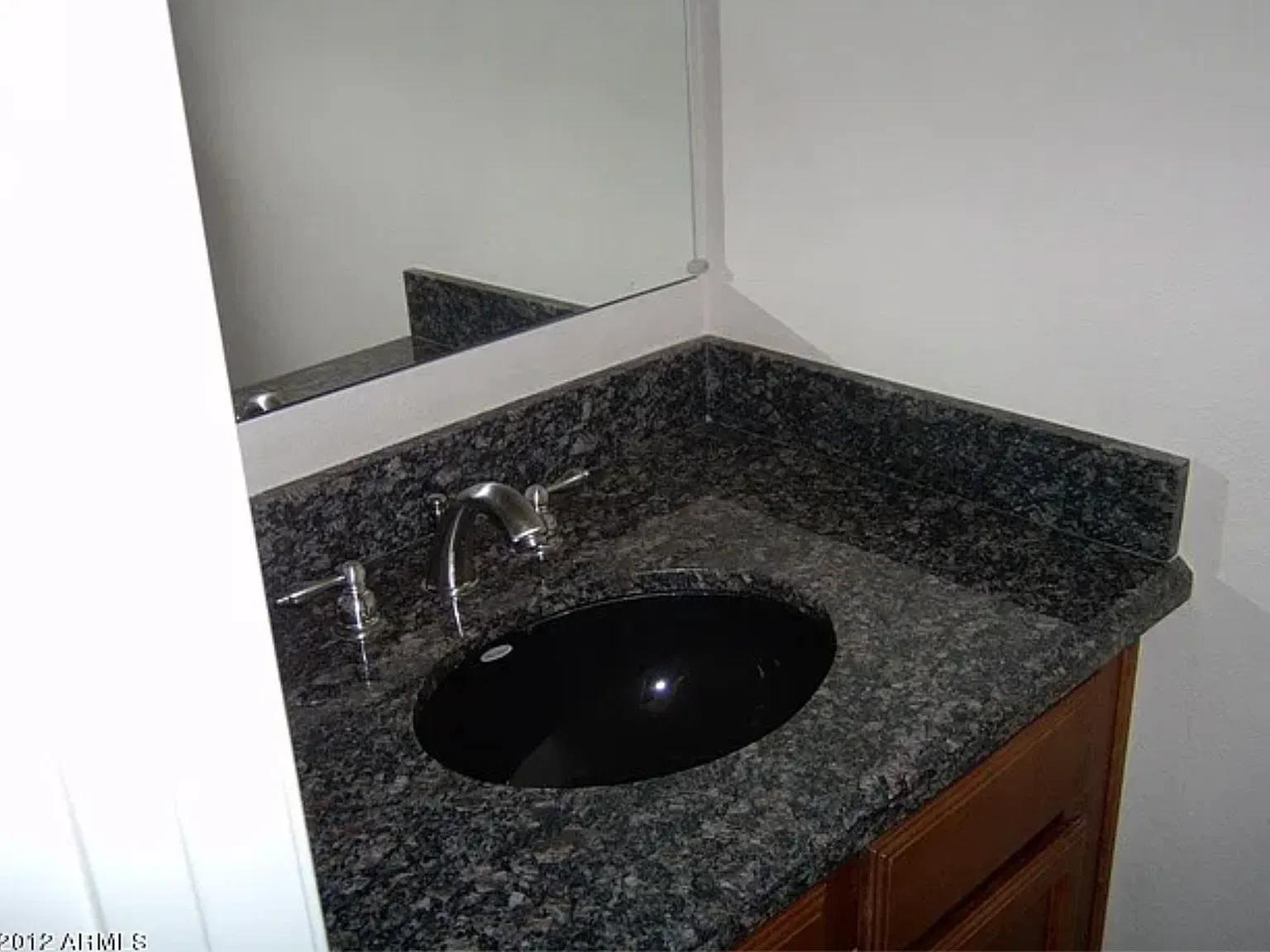 4 bed, 2.5 bath, 2198 sqft, $2,800 — Photo 3