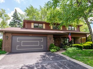 1103 W Ash Dr, Mount Prospect, IL