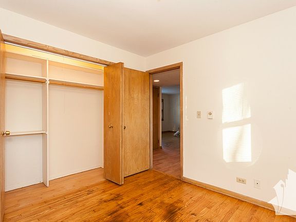 4th image of 5615 S Mozart St #2A