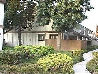 2nd image of 1254 N Citrus Ave APT 3