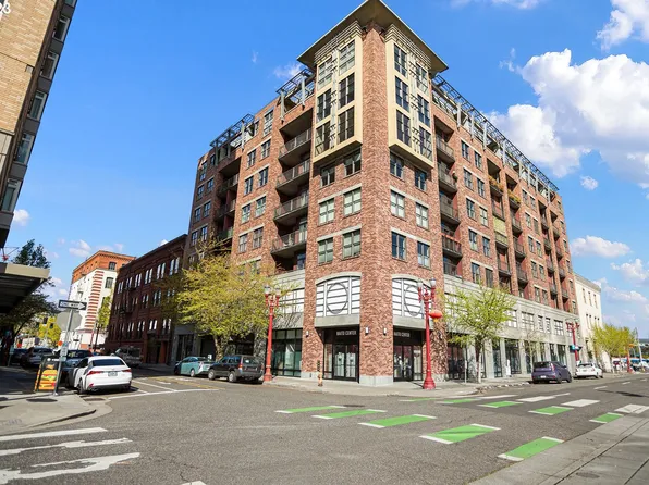 411 NW Flanders St APT 608, Portland, OR 97209