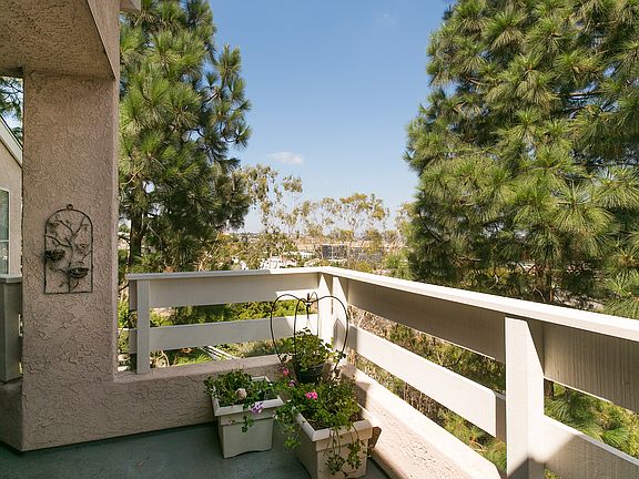 5th image of 7127 Camino Degrazia Unit 125