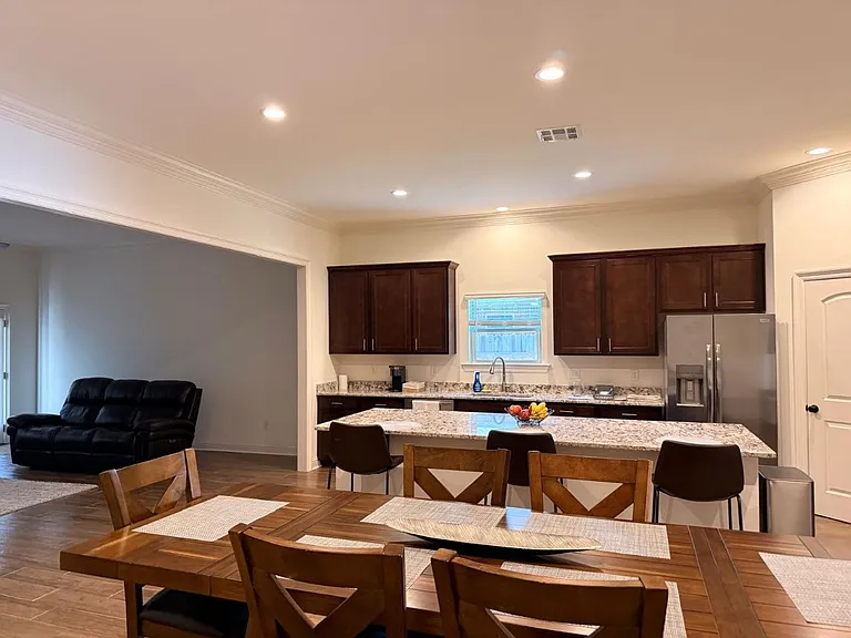 103 Mesquite St — Photo 17