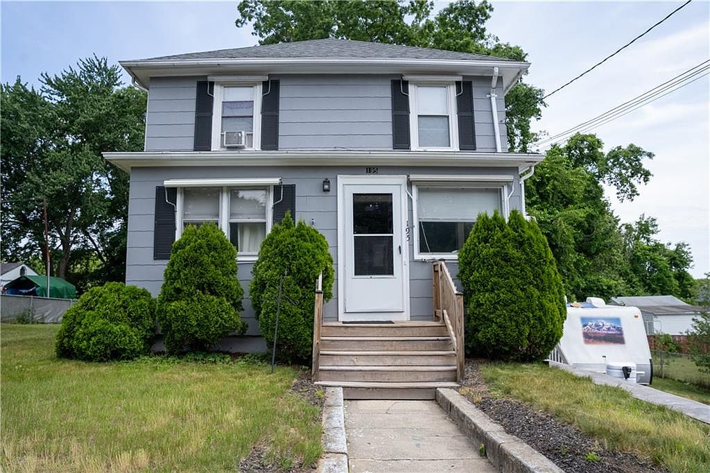 195 Andrews Ave, West Warwick, RI 02893 Zillow