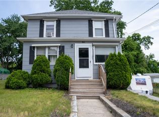 195 Andrews Ave, West Warwick, RI 02893