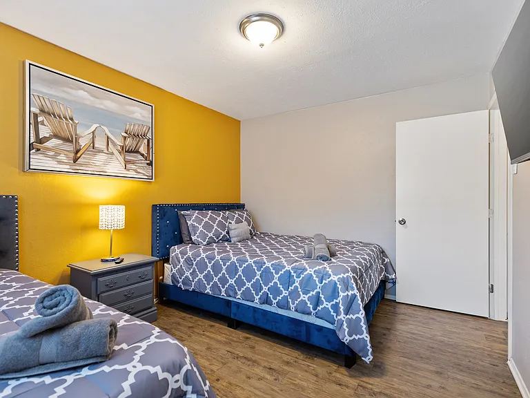 909 Arbor Downs Dr — Photo 20