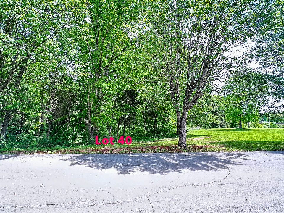 2nd image of 40 Cedar Pointe Dr