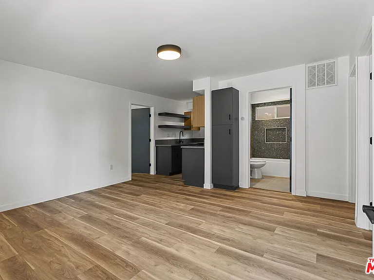 2922 Hauser Blvd #2 — Photo 3
