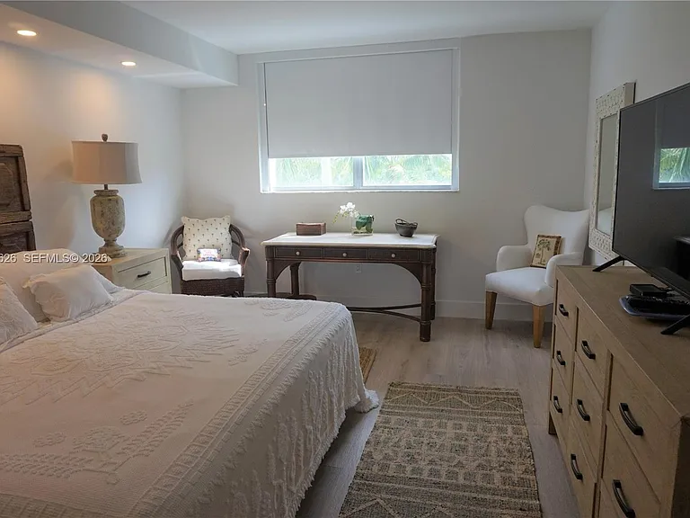 210 Sea View Dr #408 — Photo 15