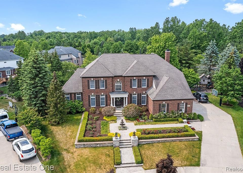 26565 Anchorage Ct, Novi, MI 48374 Zillow