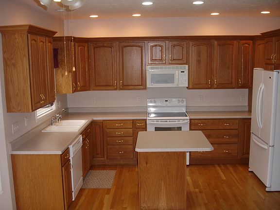 Kitchen W view