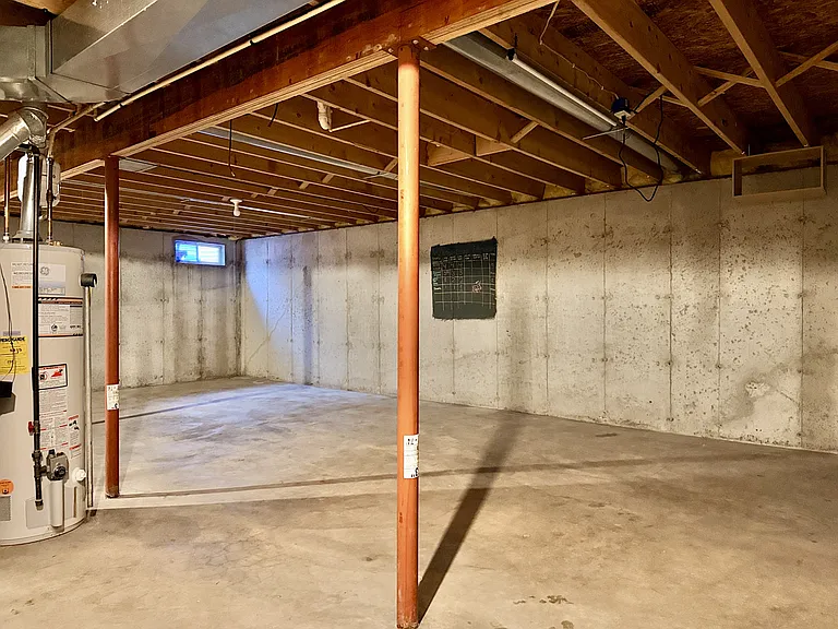 809 Wynstone Way — Photo 16