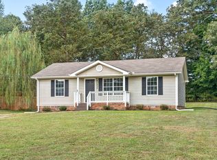 998 Merritt Lewis Ln, Clarksville, TN 37042