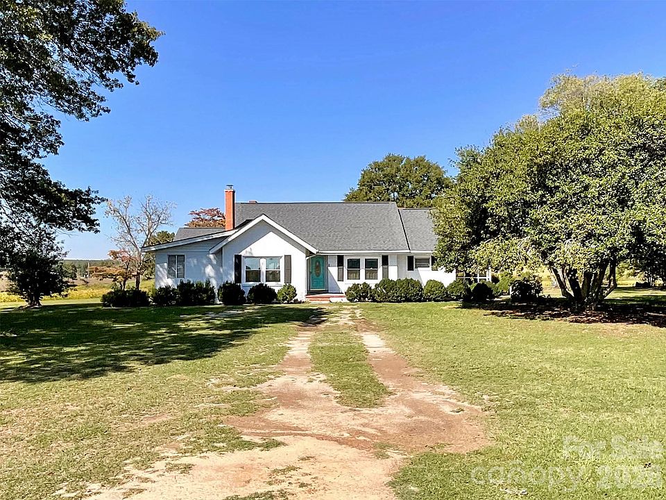 1st image of 435 Webb Rd
