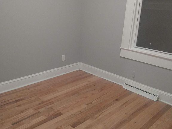 4th image of 11 Winthrop Ave Unit 1