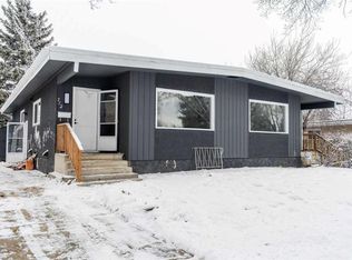 712 S 72nd Ave NW, Calgary, AB T2K 0P4