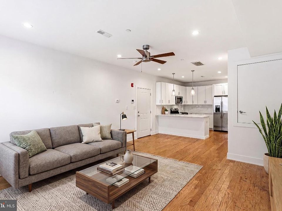 1st image of 1527 N 7th St APT 1