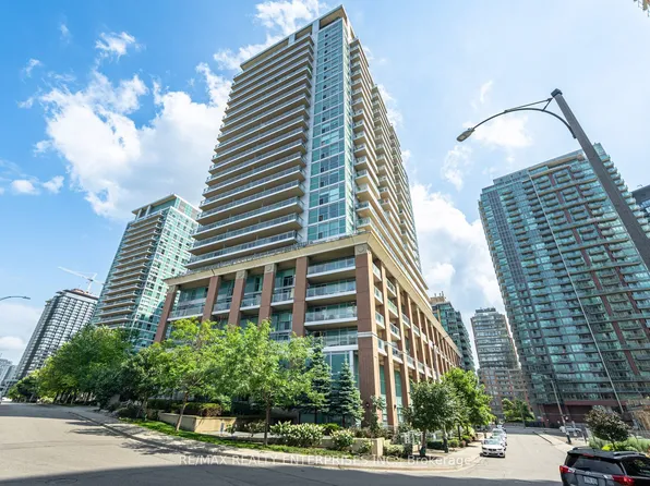 100 Western Battery Rd #1610, Toronto, ON M6K 3S2