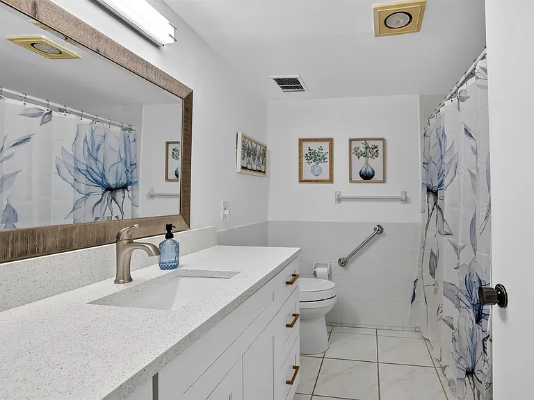 6328 Longboat Ln W #101 — Photo 10