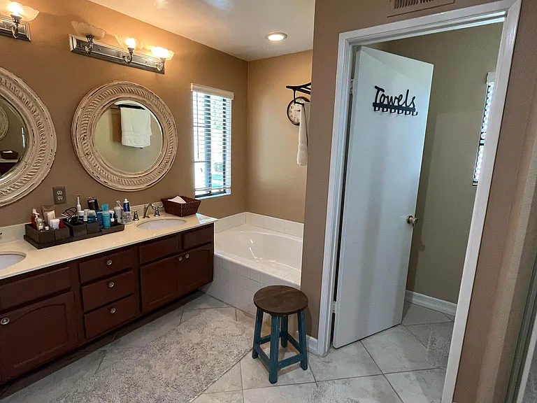3503 Voyager Cir — Photo 13