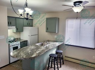 5816 W Lincoln Ave APT 105, Milwaukee, WI 53219