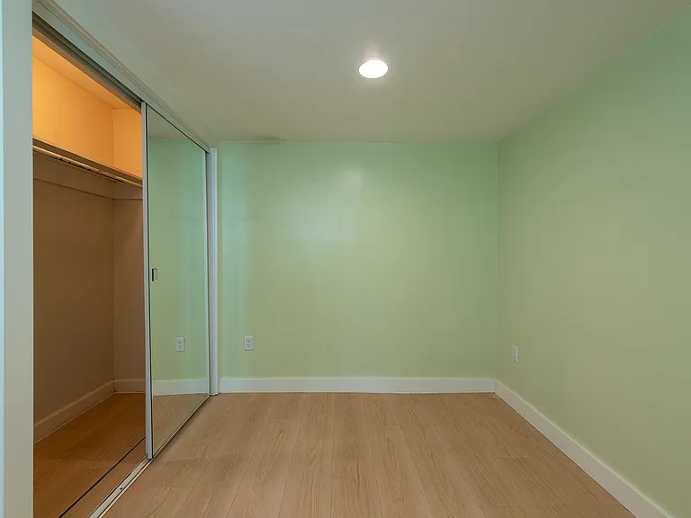 279 Kimberly Ave #7 — Photo 17