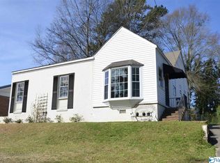 913 Edgewood Dr, Gadsden, AL 35901
