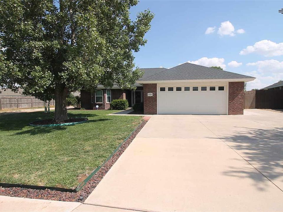 1st image of 2321 Reese Dr