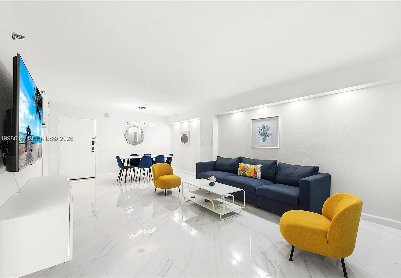 The Riviera Condo — Photo 4