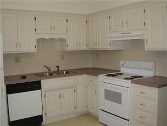3rd image of 519 SE Morningside Dr