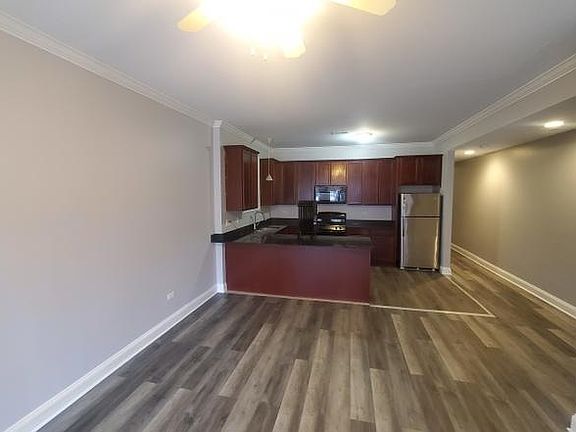 2nd image of 5028 W Washington Blvd Unit 1
