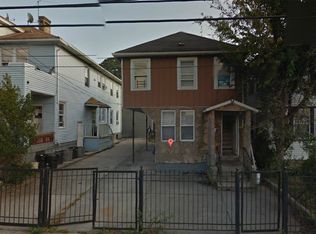 27 Pearl St #2, Inwood, NY 11096