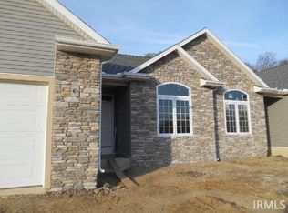 1560 Harvest Ridge Ln, Warsaw, IN 46582