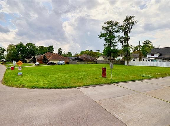 2nd image of 2371 Ormond Blvd