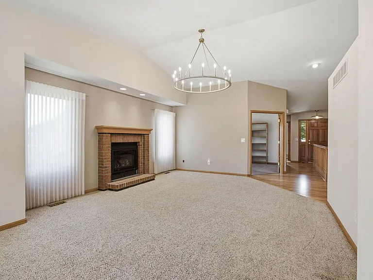 2580 Lochbuie Cir — Photo 10