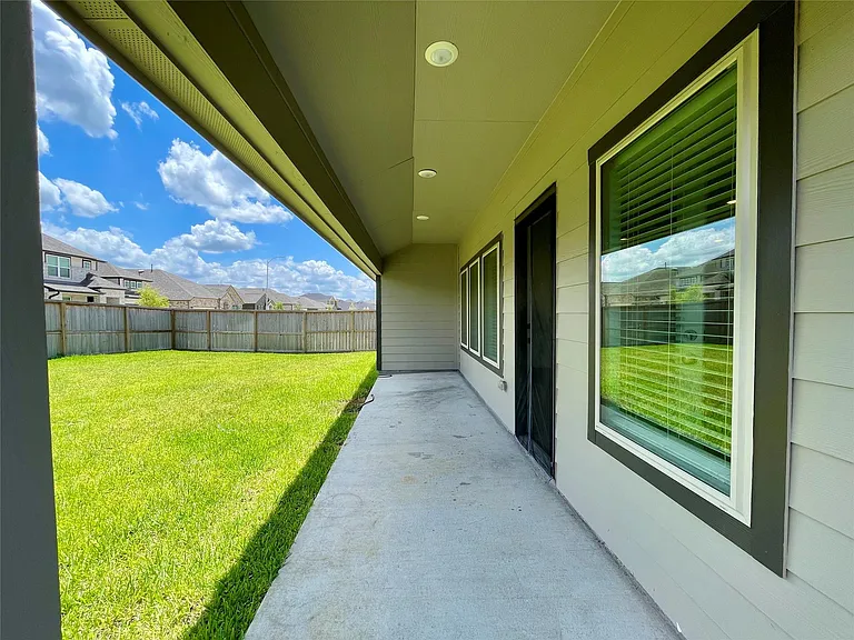 17202 Coppice Oak Dr — Photo 42